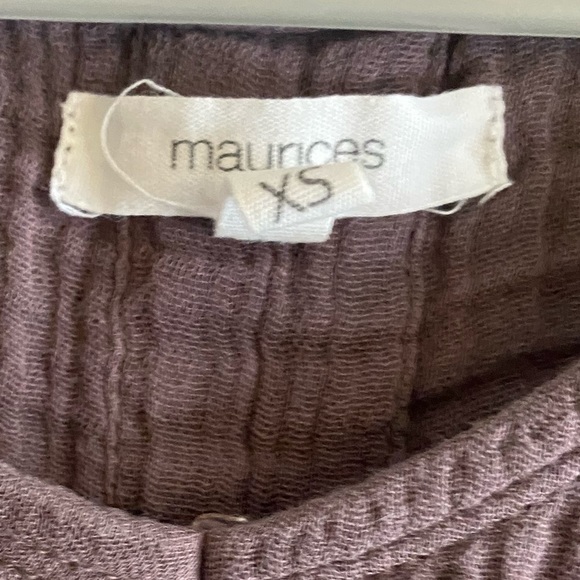 Size XS Woman’s purple top - Picture 3 of 3